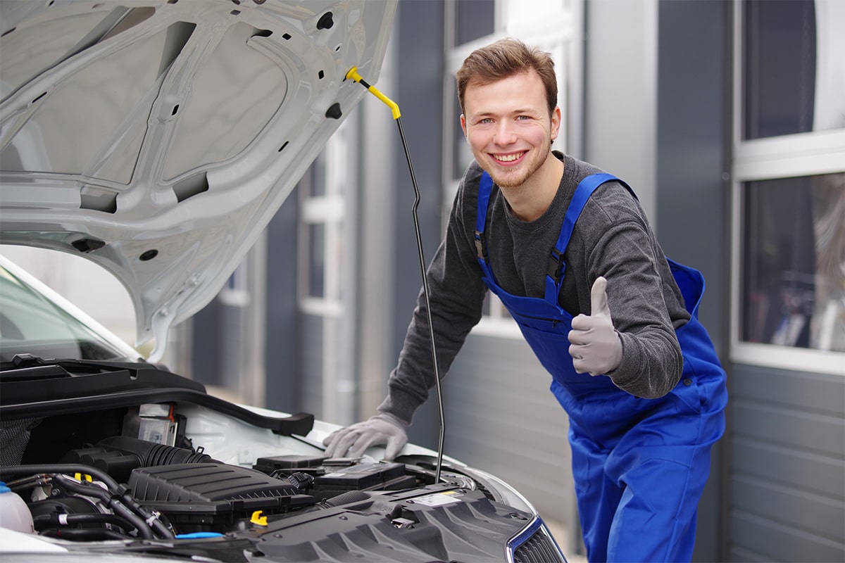 Ausbildung Kfz-Mechatroniker
